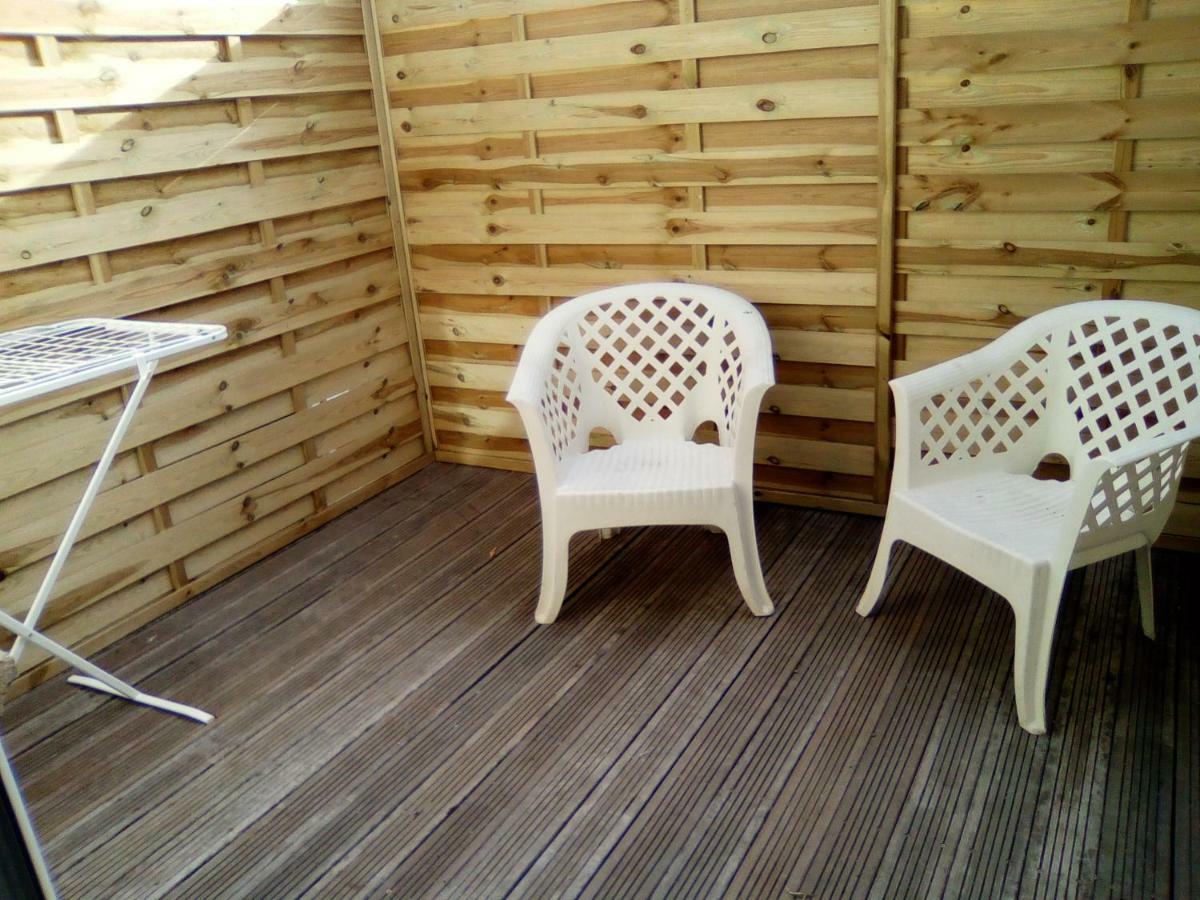 F2 Tout Confort Au Calme Appartement Batilly  Buitenkant foto